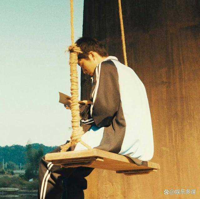 《微暗之火》看懂剧中这3点伏笔,就能知道周洛才是真凶,南雅正当防卫释放