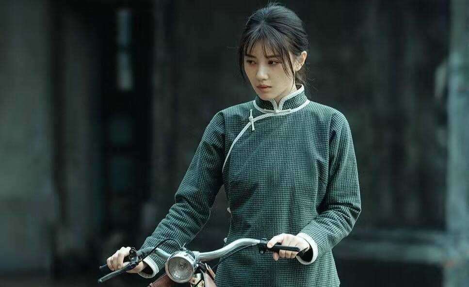 《哈尔滨1944》直到关雪被人刺杀 宋卓文才发现谢月有隐藏身份