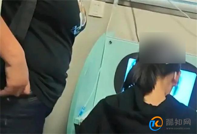 家长占用医院雾化机让孩子写作业 拒绝前往单间