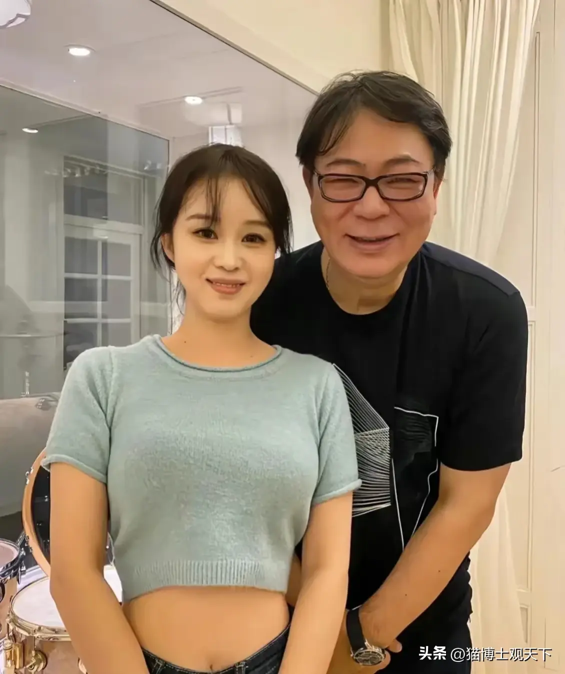 高亚麟徐梓钧差了26岁 到底看上了对方的啥呢？