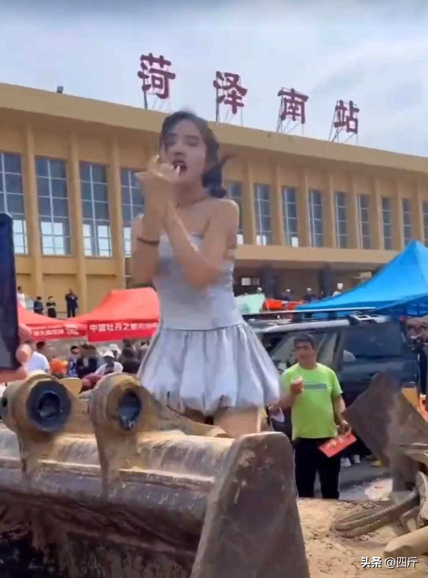 郭有才爆火的负面影响终于来了 媒体:必须割掉危害孩子的网红毒瘤