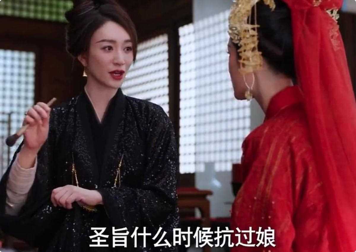 李小冉真正的风韵犹存!48岁美貌依旧惊艳 让人怦然心动