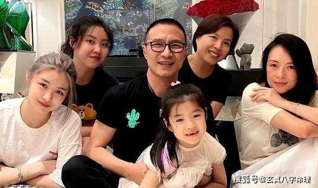 刘嘉玲章子怡吴君如罕见同框 女神合体,谁赢了?