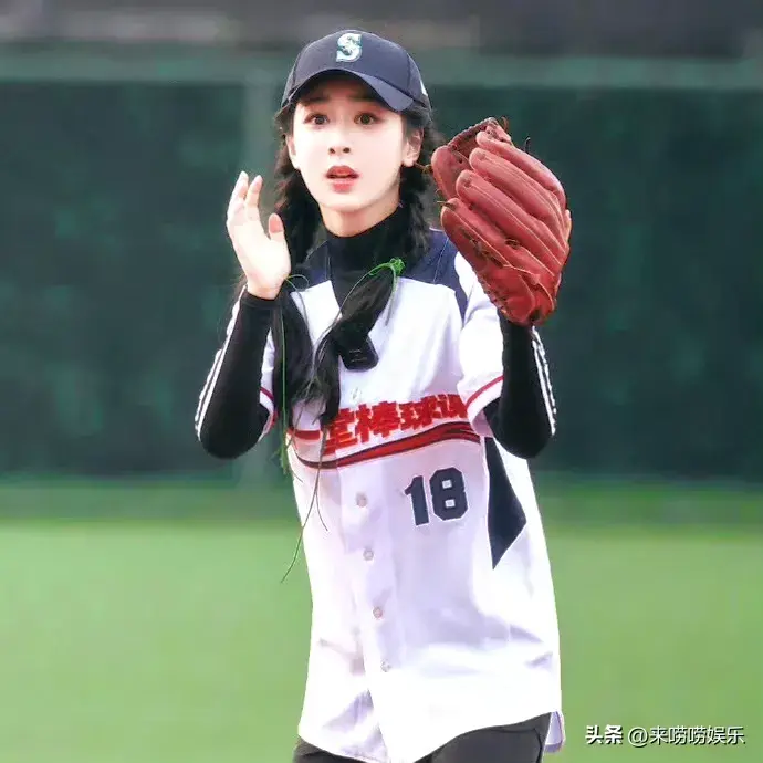 她真的好棒啊!杨紫巴黎行定了 将担任巴黎奥运火炬手