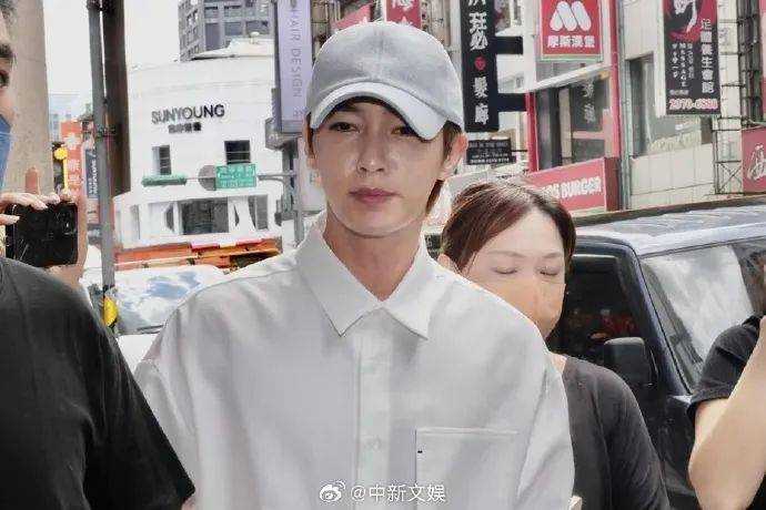 判了个寂寞!炎亚纶确定获缓刑3年 偷拍风波尘埃落定