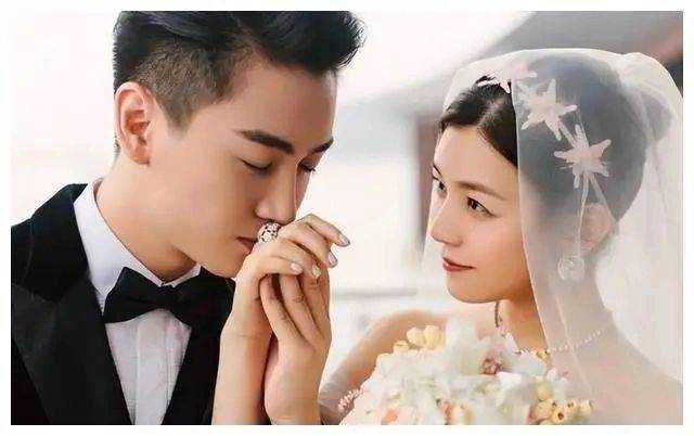 林心如回应陈晓陈妍希婚变传闻称不清楚内幕 并透露没有生二胎计划