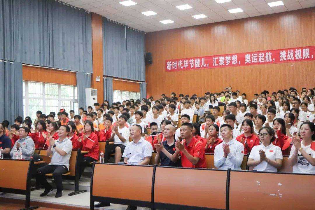 谢瑜一 破家徒四壁 是金子总会发光的, 好样的少年!