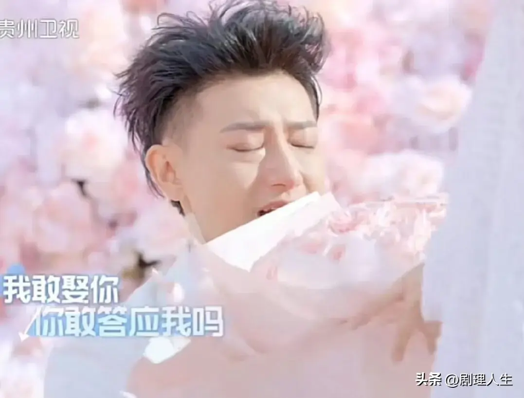 敢爱就敢娶！黄子韬求婚徐艺洋 娱乐圈再添甜蜜佳话