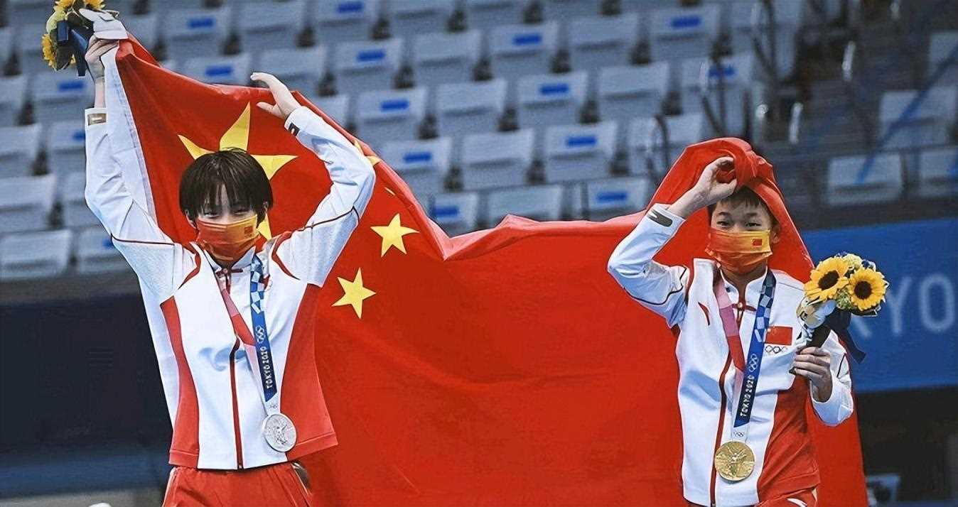 奥运会冠军访港引爆关注 李家超问全红婵零水花怎么做到的