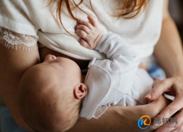 新手妈妈母乳喂养正确的方法 如何正确的母乳喂养?