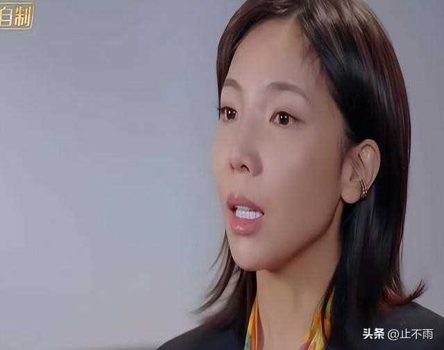 陈晓深夜聚餐喝到烂醉引热议 是压力山大还是情感困扰?