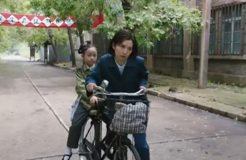《功勋》燕妮度过危险期了吗?剧中原型还有几个在世?