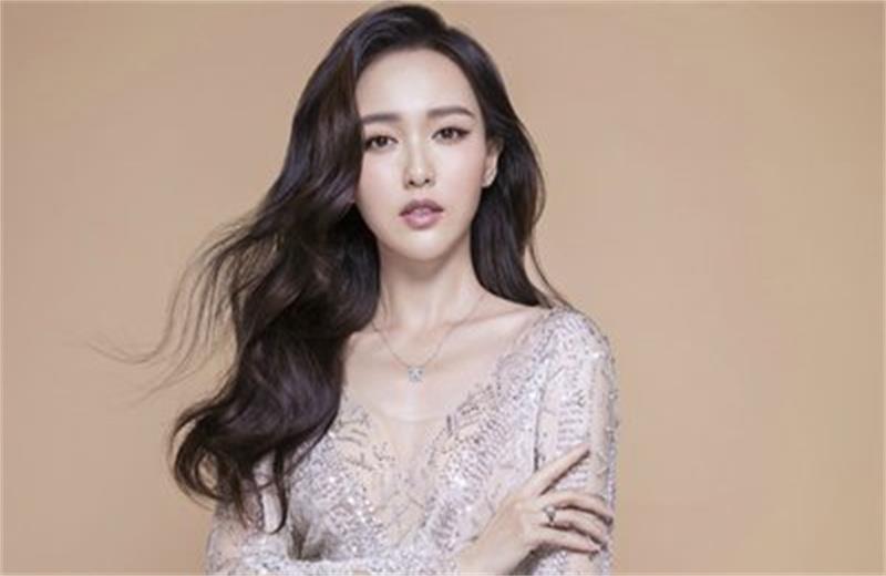 唐嫣最近在干什么?生完孩子后很久不出来,有新资源吗